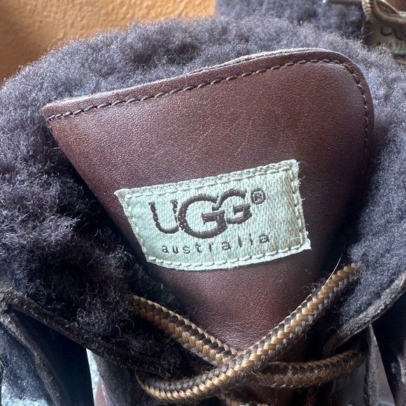 UGG Brown “”Adirondack Il” Shearling Lined Weatherproof Leather Boots Women’s 8 - Picture 12 of 15